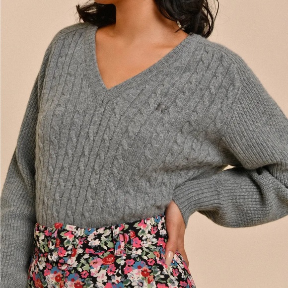 Rouje Sweaters - Rouje Enis Knit Wool Cashmere Oversized V-neck Sweater